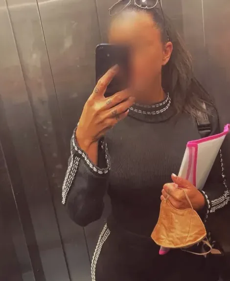 Astrid, 39