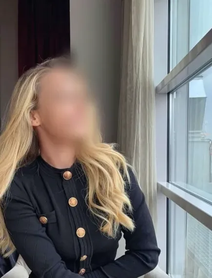 Christina, 34