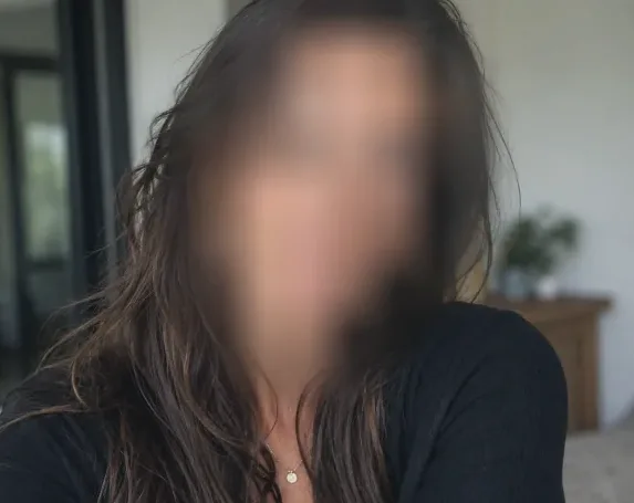 Dragana, 38