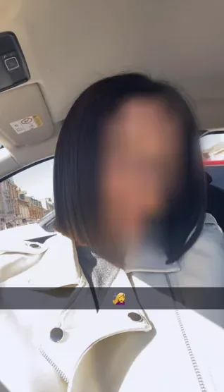 Elisabeth, 24