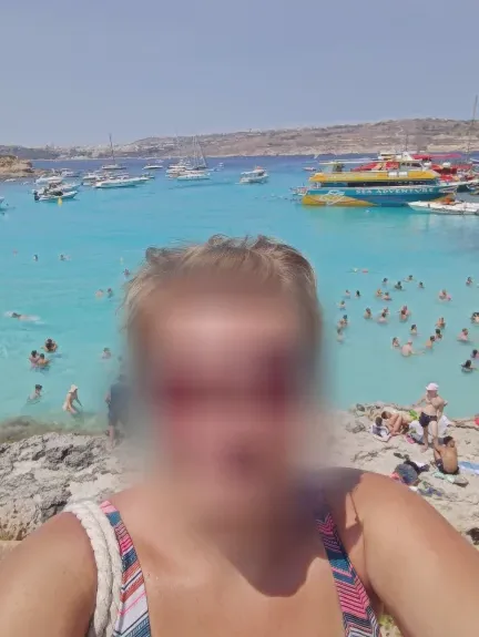 Emily, 40