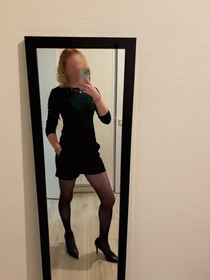 Jelena, 25