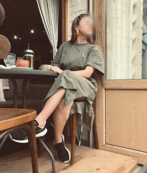 Nina, 36