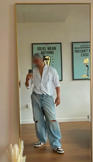 Pia, 34