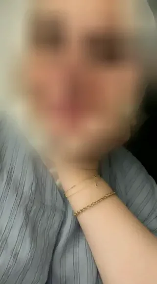 Sabrina, 36