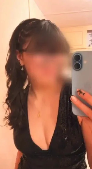 Valentina, 19